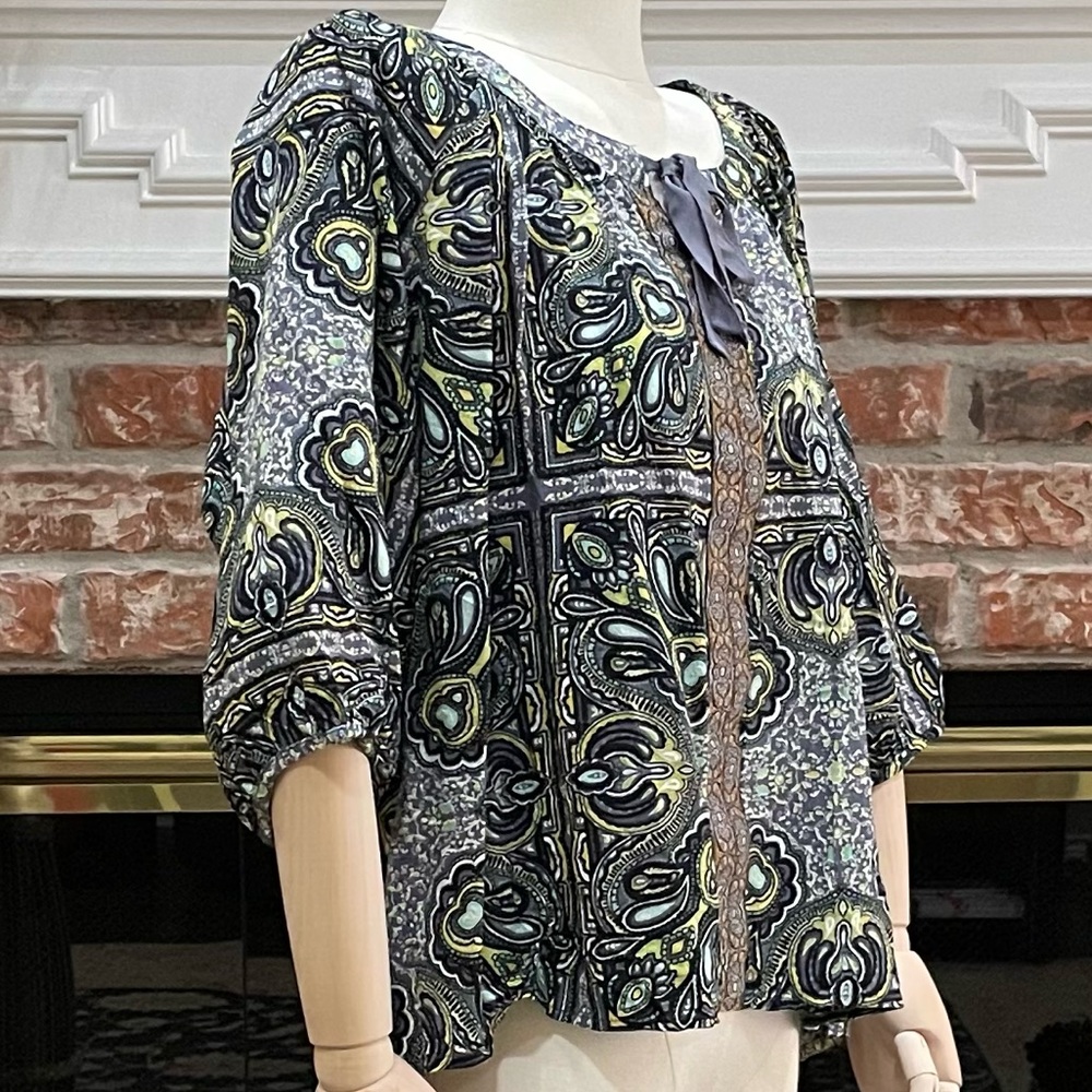 One World psychedelic abstract green and blue top / M / Excellent condit… - Picture 5 of 15
